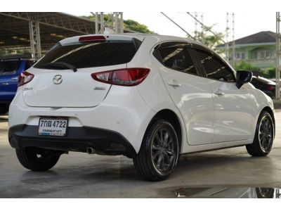 2017 mazda2 1.3sport high plus สีขาว รูปที่ 4