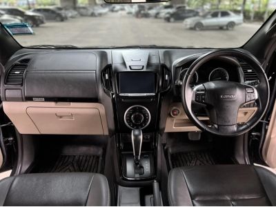 ISUZU DMAX 1.9 HILANDER STEALTH ออโต้ รูปที่ 4