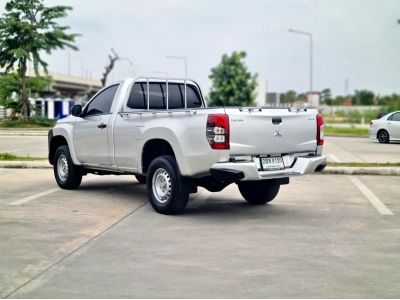 2019 MITSUBISHI TRITON 18-ปัจจุบัน, 2.4 GL 4WD โฉม SINGLE CAB สีเทา เกียร์ธรรมดา รูปที่ 4