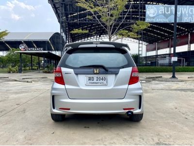 Honda Jazz 1.5 SV A/T ปี 2012 รูปที่ 4