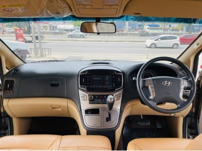 2019 Hyundai H-1  2.5  ELite แต่ง VIP เครดิตดีฟรีดาวน์ รูปที่ 4