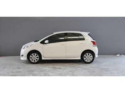 Toyota Yaris 1.5 E A/T ปี 2011 สีขาว รูปที่ 4