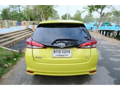 TOYOTA YARIS ATIV 1.2G ตัวท๊อป 5ประตู A/T ปี 2017 รูปที่ 4