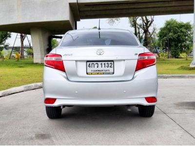 2015 TOYOTA VIOS 1.5 E AT รถสวยไม่เคยมีอุบัติเหตุ รูปที่ 4