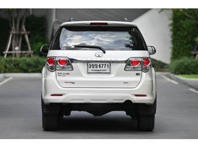 TOYOTA FORTUNER 4WD Fortuner 3.0V Top สุด A/T ปี 2014 รูปที่ 4