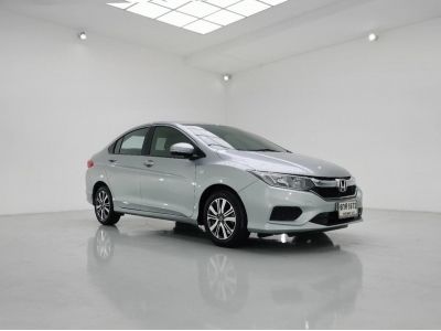 HONDA CITY 1.5 V CC. ปี 2017 สี เงิน เกียร์ Auto รูปที่ 4