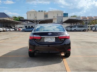 TOYOTA COROLLA ALTIS 1.6 G (MC) CC. ปี 2017 สี น้ำตาล เกียร์ Auto รูปที่ 4