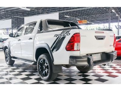 ฟรีทุกค่าดำเนินการ✨ออกง่าย✨อนุมัติไว TOYOTA HILUX REVO D-CAB PRERUNNER 2.4 G ROCCO EDITION (NAVI) 2019 รูปที่ 4