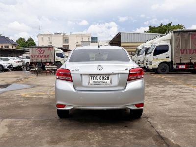 TOYOTA SOLUNA VIOS 1.5 E (MC) CC. ปี 2017 สี เงิน เกียร์ Auto รูปที่ 4