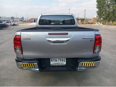 TOYOTA HILUX REVO DOUBLE CAB 2.4 E PRERUNNER AUTO  เกียร์ออโต้  ปี 60/2017 รูปที่ 4