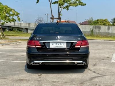 2013 Mercedes-Benz  E-Class E220 2.0 CDI SALOON (facelift) AMG Sport รูปที่ 4