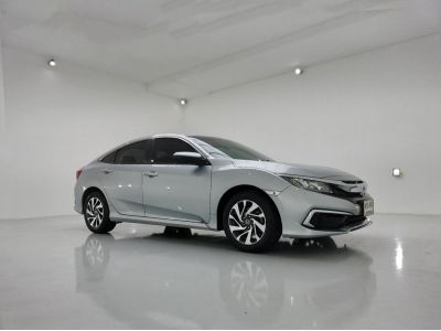 HONDA CIVIC 1.8 E (FC) CC. ปี 2019 สี เงิน เกียร์ Auto รูปที่ 4