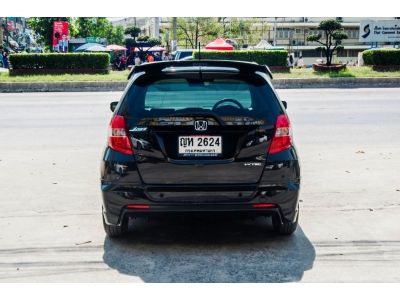 HONDA JAZZ 1.5v สภาพสวย สมบูรณ์ รูปที่ 4