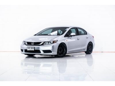 2012 HONDA CIVIC FB 1.8 S ผ่อน 3,555 บาท 12 เดือนแรก รูปที่ 4