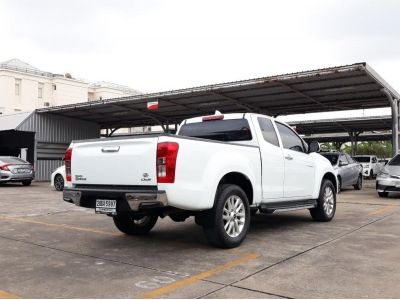 ISUZU D-MAX SPACE CAB 3.0 HILANDER CC. ปี 2019 สี ขาว เกียร์ Manual รูปที่ 4