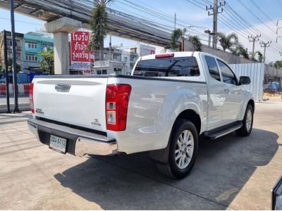 ISUZU D-MAX SPACE CAB 3.0 Z HILANDER CC. ปี 2019 สี ขาว เกียร์ Manual รูปที่ 4