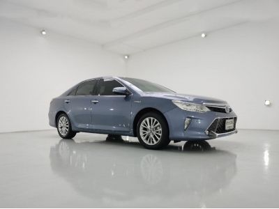 TOYOTA CAMRY 2.5 HYBRID PREMIUM CC. ปี 2017 สี เทา เกียร์ Auto รูปที่ 4