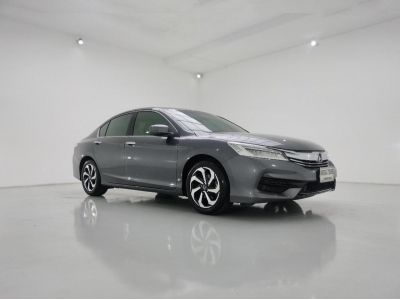 HONDA ACCORD 2.0 E CC. ปี 2017 สี เทา เกียร์ Auto รูปที่ 4