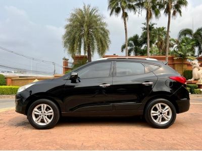 2013 HYUNDAI TUCSON 2.0 S รถสวยสภาพดีน่าใช้สุด รีบจองด่วนจ้า (ติดต่อเซลล์น้ำฝ่ายขายโดยตรงไม่ใช่นายหน้าจ้า) รูปที่ 4