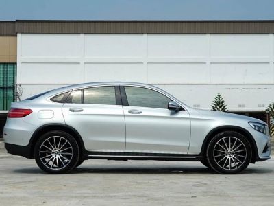 Mercedes Benz GLC250 2.0 4Matic Coupe AMG Plus โฉม W253 | ปี : 2019 รูปที่ 4