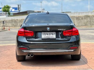 2017 BMW 320d Luxury LCI รูปที่ 4