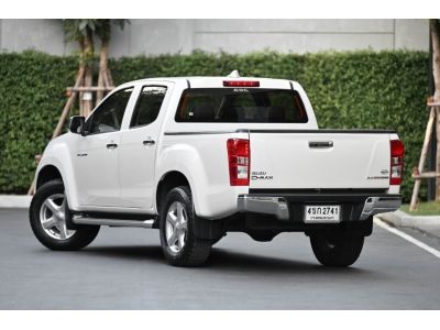 ISUZU D-MAX 3.0 VGS Z-Prestige Navi HI-LANDER CAB-4  A/T ปี 2015 รูปที่ 4