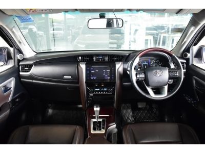 TOYOTA FORTUNER 2.4 V ปี 2019 ไมล์ 65,xxx km. รูปที่ 4