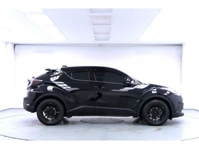 TOYOTA CHR 1.8HYBRID MID เกียร์AT ปี18 รูปที่ 4