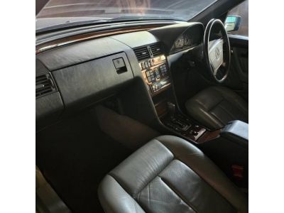 BENZ C220 / ELEGANCE  รถบ้าน เจ้าของขายเอง รูปที่ 4