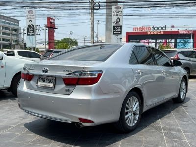 TOYOTA CAMRY 2.5 HYBRID PREMIUM CC. ปี 2016 สี เงิน เกียร์ Auto รูปที่ 4