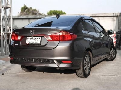 2019 Honda City 1.5V เครดิตดีฟรีดาวน์ ดอกเบี้ยพิเศษสำหรับ ลูกค้าเครดิตดี เริ่มต้น 2.xx รูปที่ 4