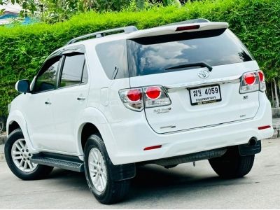 Toyota Fortuner 3.0 V 4*4 ปี 2012 รูปที่ 4