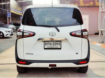 2019 Toyota Sienta 1.5V รูปที่ 4