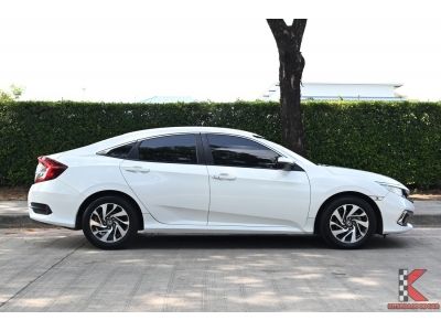 Honda Civic 1.8 FC ( ปี2019 ) E i-VTEC รหัส7250 รูปที่ 4