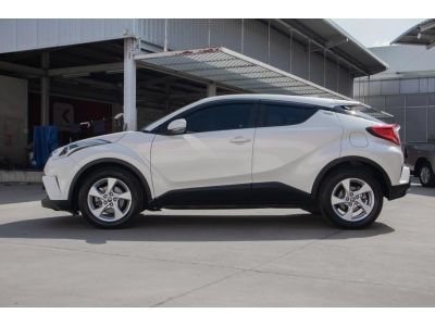 โตโยต้าชัวร์ ฟรีดาวน์ Toyota C-HR 1.8 Entry A/T ปี 18 รูปที่ 4