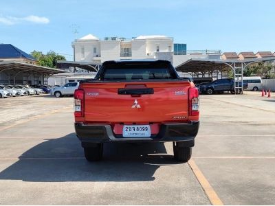 ปี 2021 MITSUBISHI TRITON D-CAB 2.4 GT PLUS ATHLETE CC. สี ส้ม-ดำ เกียร์ Auto รูปที่ 4