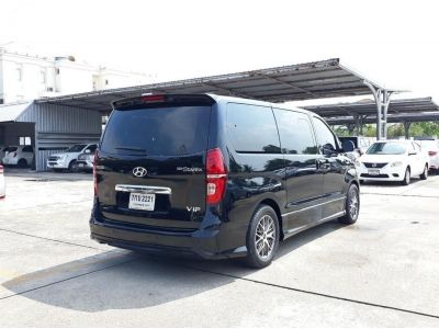 ปี 2018 HYUNDAI GRAND STAREX VIP 2,500 CC. สี ดำ เกียร์ Auto รูปที่ 4