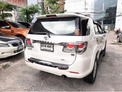 Toyota Fortuner 3.0 V 4 WD AT ปี 2014 รูปที่ 4
