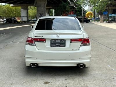 HONDA ACCORD 2.0 เกียร์ออโต้ ปี 2011 สีขาว รูปที่ 4