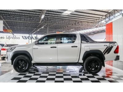 ฟรีทุกค่าดำเนินการ✨ออกง่าย✨อนุมัติไว TOYOTA HILUX REVO D-CAB PRERUNNER 2.4 G ROCCO EDITION (NAVI) 2019 รูปที่ 4