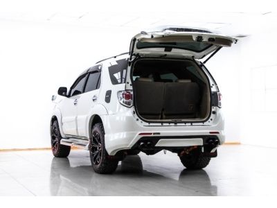 2011 TOYOTA FORTUNER 3.0 V 4WD รูปที่ 4