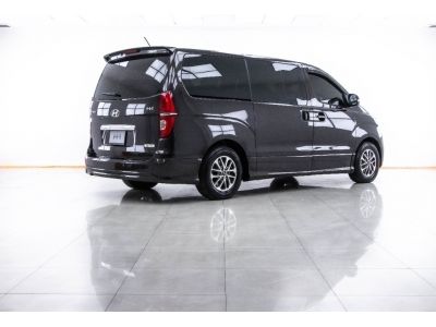 2019 HYUNDAI H-1 2.5 ELITE ผ่อน10,312 บาท 12 เดือนแรก รูปที่ 4