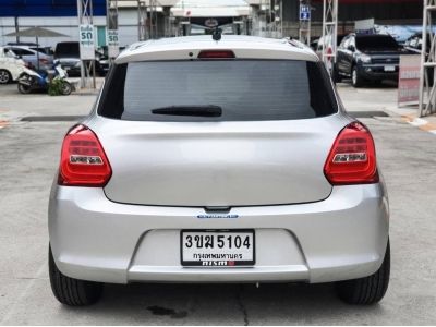 คุ้มๆ รถสภาพใหม่ป้ายแดง Suzuki Swift 1.2GLX Navi รุ่นTOP สุด 2022 รูปที่ 4