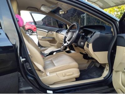 ชายรถ Honda Civic 1.8 E Navigator 2012 รูปที่ 4