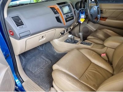 Toyota Fortuner 3.0 V 4WD รูปที่ 4