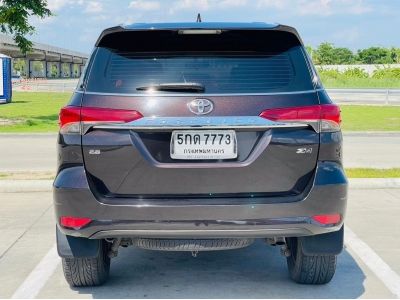 TOYOTA FORTUNER 2.8V 4WD TOP สี น้ำตาล ปี 2015 จดทะเบียนใช้งาน 2017 เกียร์ ออโต้ รูปที่ 4