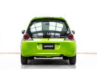 2011 HONDA BRIO 1.2 V เกียร์ธรรมดา MT รูปที่ 4