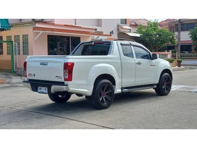 ISUZU D-MAX X-SERIES  1.9  CAB HI-LANDER ปี 2017 สีขาว   เกียร์ M/T รูปที่ 4