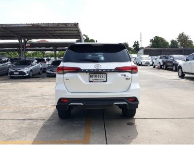 ปี 2019 TOYOTA FORTUNER 2.8 V 4WD CC. รูปที่ 4