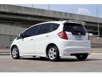 รถ honda jazz มือสอง รถบ้าน ราคาผ่อนสบาย 1.5V ปี 2010 รูปที่ 4